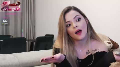 Snapshot of kailyn_moen01 chatting on February 16, 2025, 11:48 pm Kailyn online show from February 16, 2025, 11:48 pm