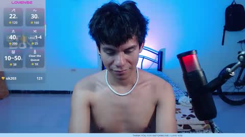Snapshot of kain_moretti chatting on October 16, 2025, 11:17 pm KAIN online show from October 16, 2025, 11:17 pm