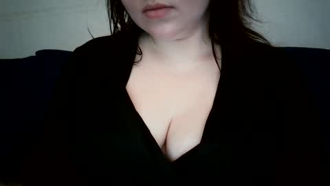 Snapshot of kamillalalove chatting on February 26, 2025, 12:25 pm KamillaLaLove online show from February 26, 2025, 12:25 pm