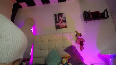 Snapshot of kaoz_33 chatting on February 14, 2025, 8:15 pm kaoz_33 online show from February 14, 2025, 8:15 pm