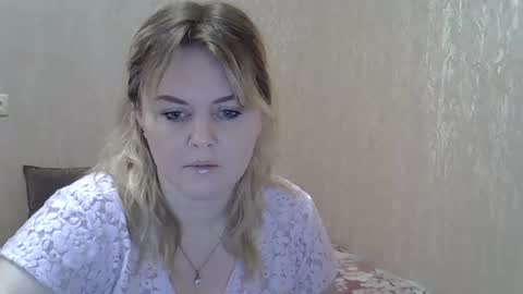 Snapshot of karennelsonx chatting on December 17, 2024, 5:47 pm karennelsonx online show from December 17, 2024, 5:47 pm