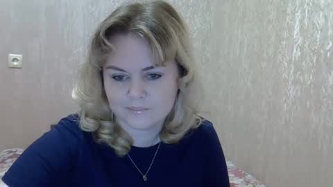 Snapshot of karennelsonx chatting on December 18, 2024, 2:28 pm karennelsonx online show from December 18, 2024, 2:28 pm