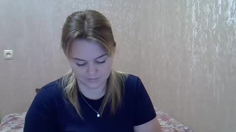 Snapshot of karennelsonx chatting on December 24, 2024, 5:02 pm karennelsonx online show from December 24, 2024, 5:02 pm