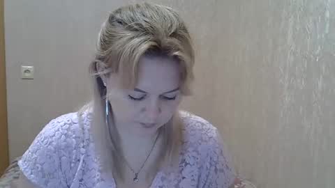 Snapshot of karennelsonx chatting on January 4, 2025, 3:17 pm karennelsonx online show from January 4, 2025, 3:17 pm