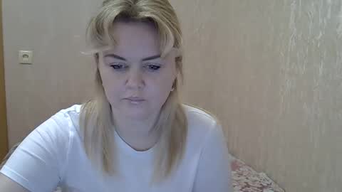 Snapshot of karennelsonx chatting on January 14, 2025, 9:51 pm karennelsonx online show from January 14, 2025, 9:51 pm