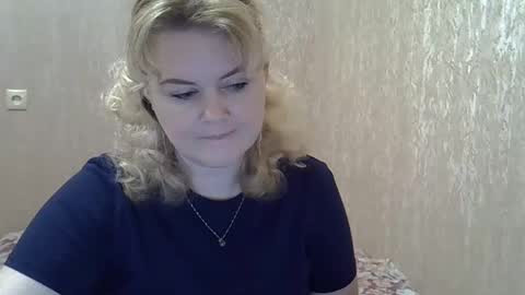 Snapshot of karennelsonx chatting on January 16, 2025, 1:36 pm karennelsonx online show from January 16, 2025, 1:36 pm