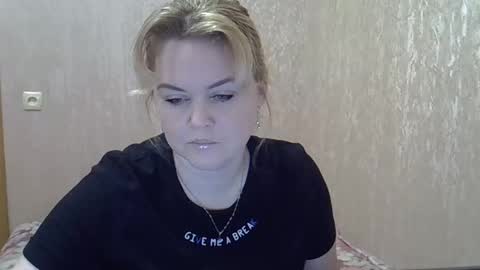Snapshot of karennelsonx chatting on January 18, 2025, 1:29 pm karennelsonx online show from January 18, 2025, 1:29 pm