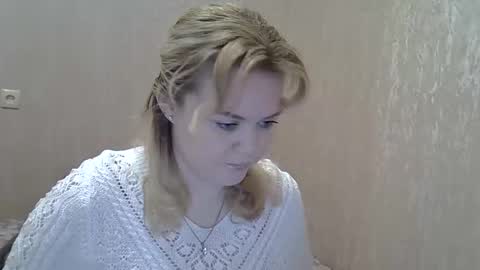Snapshot of karennelsonx chatting on February 3, 2025, 1:51 pm karennelsonx online show from February 3, 2025, 1:51 pm