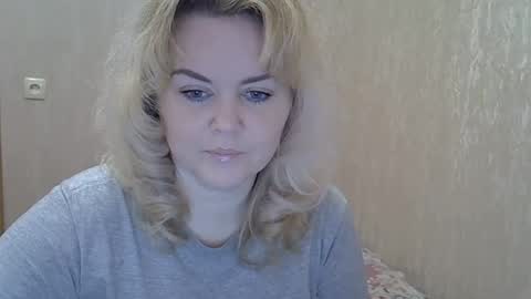 Snapshot of karennelsonx chatting on February 6, 2025, 1:32 pm karennelsonx online show from February 6, 2025, 1:32 pm