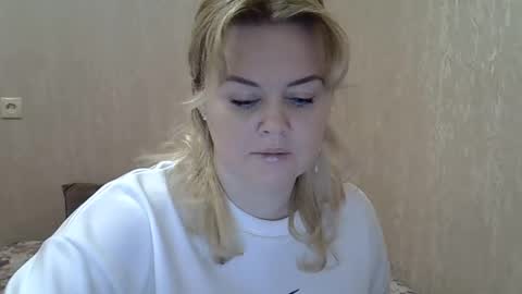 Snapshot of karennelsonx chatting on February 9, 2025, 5:22 pm karennelsonx online show from February 9, 2025, 5:22 pm