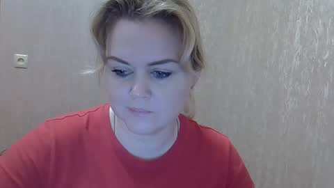 Snapshot of karennelsonx chatting on February 12, 2025, 6:30 pm karennelsonx online show from February 12, 2025, 6:30 pm