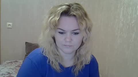 Snapshot of karennelsonx chatting on February 20, 2025, 12:25 pm karennelsonx online show from February 20, 2025, 12:25 pm