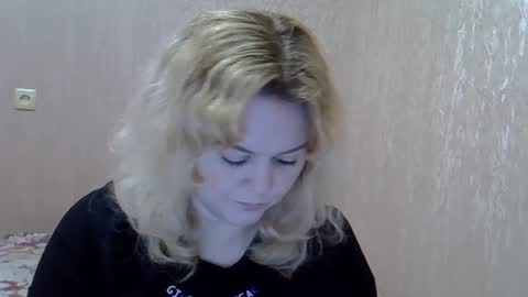 Snapshot of karennelsonx chatting on February 21, 2025, 5:09 pm karennelsonx online show from February 21, 2025, 5:09 pm