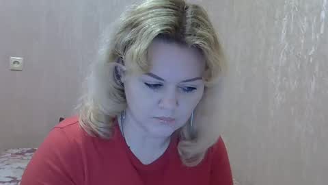 Snapshot of karennelsonx chatting on February 22, 2025, 4:09 pm karennelsonx online show from February 22, 2025, 4:09 pm