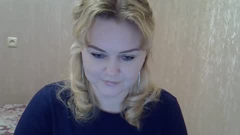 Snapshot of karennelsonx chatting on February 23, 2025, 2:57 pm karennelsonx online show from February 23, 2025, 2:57 pm