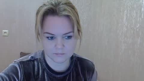 Snapshot of karennelsonx chatting on February 24, 2025, 12:37 pm karennelsonx online show from February 24, 2025, 12:37 pm