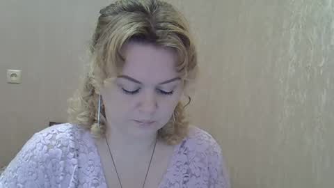 Snapshot of karennelsonx chatting on February 25, 2025, 11:41 am karennelsonx online show from February 25, 2025, 11:41 am