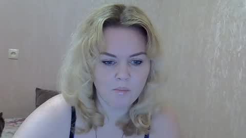 Snapshot of karennelsonx chatting on March 4, 2025, 10:35 am karennelsonx online show from March 4, 2025, 10:35 am