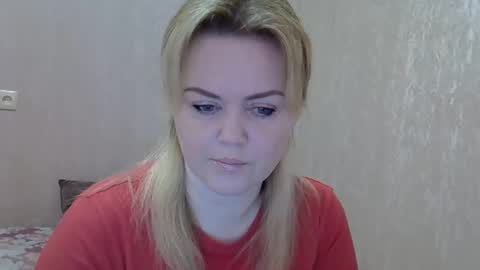 Snapshot of karennelsonx chatting on March 5, 2025, 10:33 am karennelsonx online show from March 5, 2025, 10:33 am