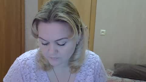 Snapshot of karennelsonx chatting on March 10, 2025, 9:21 am karennelsonx online show from March 10, 2025, 9:21 am