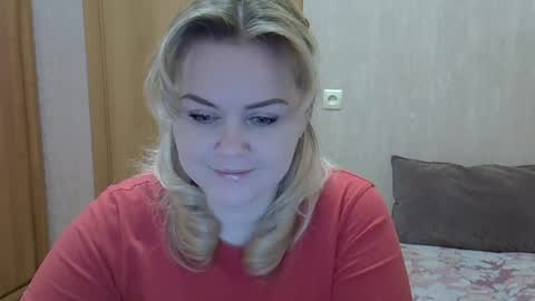 Snapshot of karennelsonx chatting on March 11, 2025, 2:29 pm karennelsonx online show from March 11, 2025, 2:29 pm