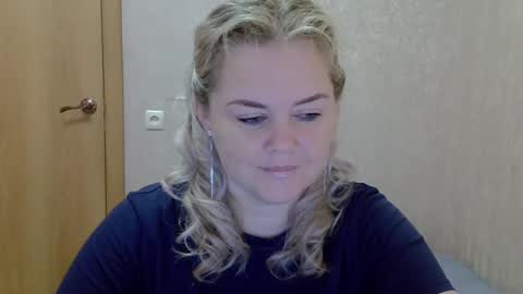 Snapshot of karennelsonx chatting on September 9, 2025, 12:26 pm karennelsonx online show from September 9, 2025, 12:26 pm