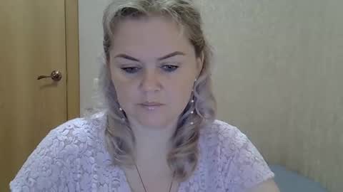 Snapshot of karennelsonx chatting on September 12, 2025, 8:47 am karennelsonx online show from September 12, 2025, 8:47 am