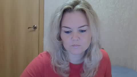 Snapshot of karennelsonx chatting on September 26, 2025, 12:31 pm karennelsonx online show from September 26, 2025, 12:31 pm