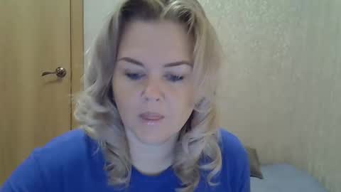 Snapshot of karennelsonx chatting on September 28, 2025, 9:03 am karennelsonx online show from September 28, 2025, 9:03 am