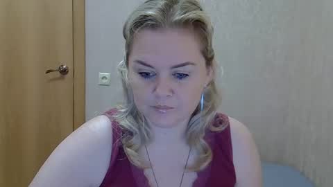 Snapshot of karennelsonx chatting on September 29, 2025, 1:05 pm karennelsonx online show from September 29, 2025, 1:05 pm