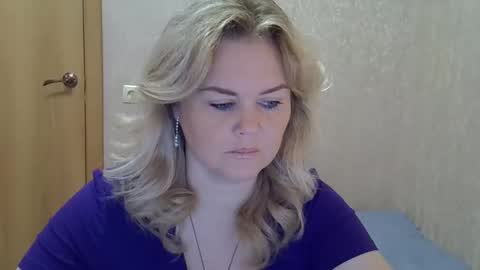 Snapshot of karennelsonx chatting on October 6, 2025, 7:28 am karennelsonx online show from October 6, 2025, 7:28 am