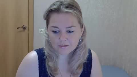 Snapshot of karennelsonx chatting on October 11, 2025, 1:20 pm karennelsonx online show from October 11, 2025, 1:20 pm