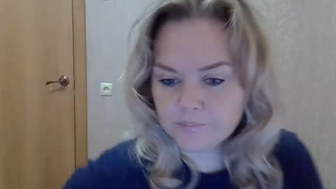 Snapshot of karennelsonx chatting on October 13, 2025, 6:57 am karennelsonx online show from October 13, 2025, 6:57 am