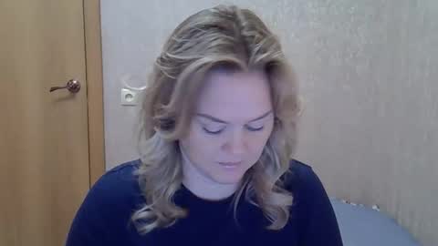 Snapshot of karennelsonx chatting on October 23, 2025, 11:09 am karennelsonx online show from October 23, 2025, 11:09 am