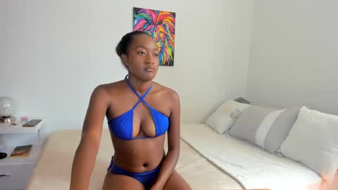 Snapshot of karina_lopez7 chatting on January 16, 2025, 6:16 pm karina_lopez7 online show from January 16, 2025, 6:16 pm