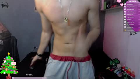 Snapshot of kariozzz chatting on December 11, 2024, 9:23 pm call me kai 3 online show from December 11, 2024, 9:23 pm