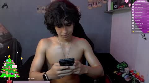 Snapshot of kariozzz chatting on December 12, 2024, 12:27 am call me kai 3 online show from December 12, 2024, 12:27 am