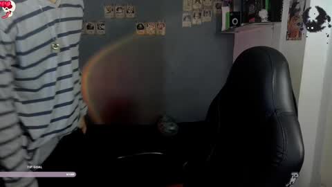 Snapshot of kariozzz chatting on January 14, 2025, 7:32 pm call me kai 3 online show from January 14, 2025, 7:32 pm