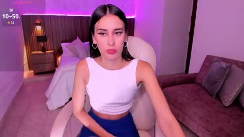 Snapshot of karlaa_james chatting on September 24, 2025, 11:02 am Karlaa  online show from September 24, 2025, 11:02 am