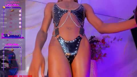 Snapshot of karlaebony_ts chatting on October 29, 2025, 1:57 pm KARLA online show from October 29, 2025, 1:57 pm