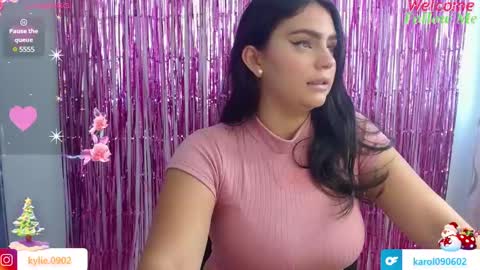 Snapshot of karol_09 chatting on December 5, 2024, 10:12 pm karol 09 online show from December 5, 2024, 10:12 pm