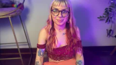 Snapshot of karterspice chatting on October 9, 2025, 7:12 pm Karter online show from October 9, 2025, 7:12 pm