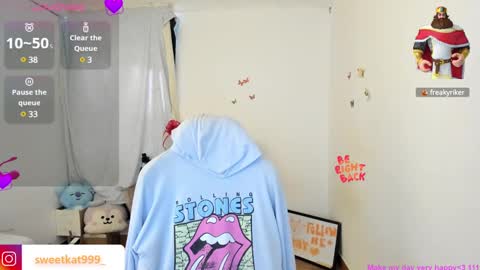 Snapshot of kat_ly_chan chatting on March 8, 2025, 9:08 pm Kat       online show from March 8, 2025, 9:08 pm