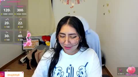 Snapshot of kat_ly_chan chatting on October 16, 2025, 9:16 pm Kat       online show from October 16, 2025, 9:16 pm