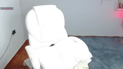 Snapshot of kataley4 chatting on December 21, 2024, 10:30 pm kataley4 online show from December 21, 2024, 10:30 pm