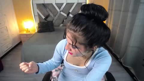 Snapshot of kate_lawrence_ chatting on February 14, 2025, 9:13 am kate_lawrence_ online show from February 14, 2025, 9:13 am