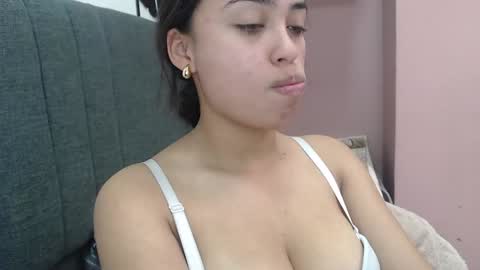 Snapshot of kate_stam chatting on December 10, 2024, 4:49 pm Kari online show from December 10, 2024, 4:49 pm