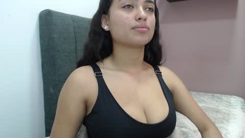 Snapshot of kate_stam chatting on February 8, 2025, 4:36 pm Kari online show from February 8, 2025, 4:36 pm