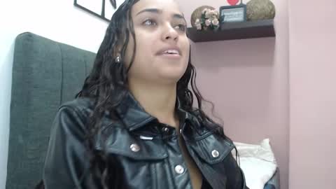 Snapshot of kate_stam chatting on February 26, 2025, 1:08 pm Kari online show from February 26, 2025, 1:08 pm