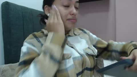 Snapshot of kate_stam chatting on March 7, 2025, 1:40 pm Kari online show from March 7, 2025, 1:40 pm